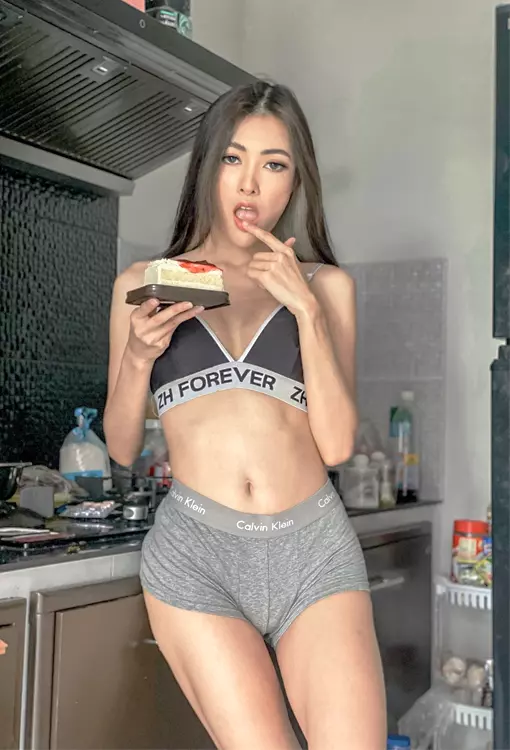 เปิดวาร์ป มัดไหม อรกัญญา