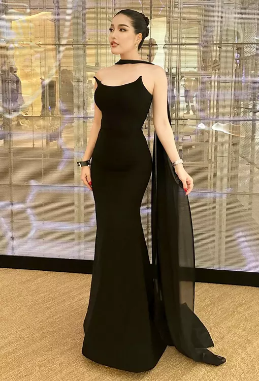 เปิดวาร์ป ใบเฟิร์น กุลธาดา