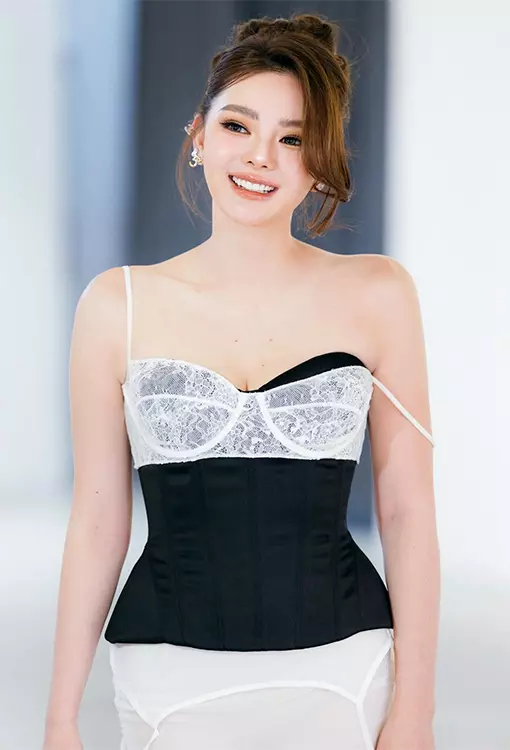 ดิว อริสรา